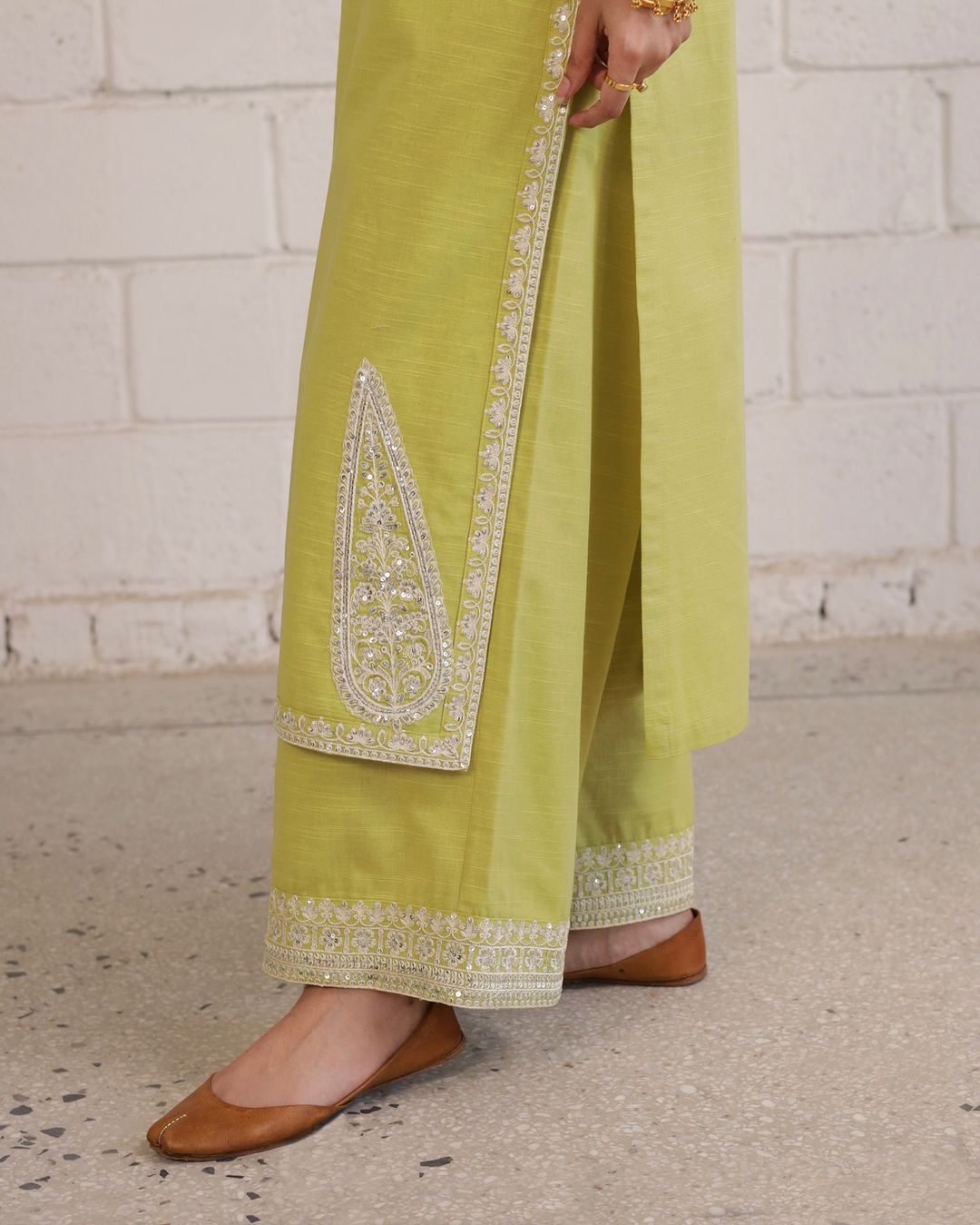 LEMON" UNS-60070